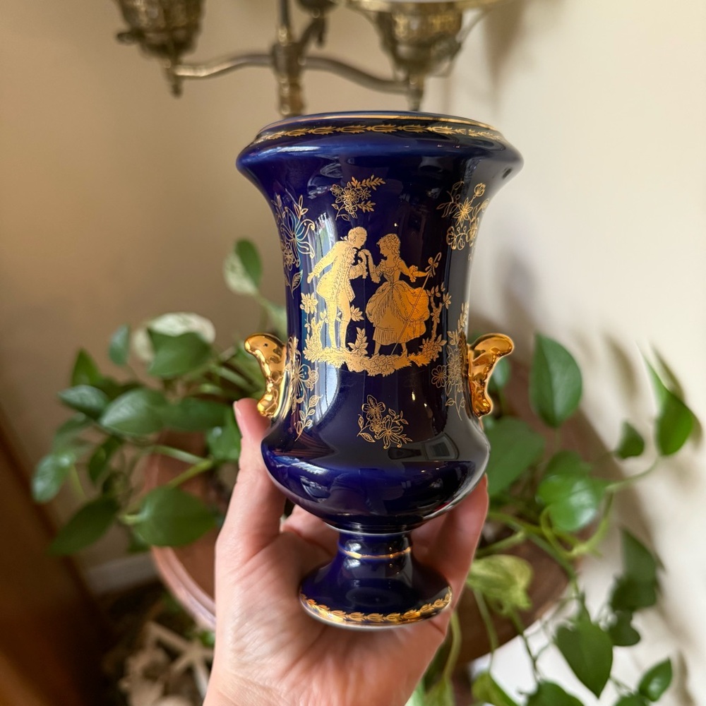 Elegant Blue and Gold Limoges‎ Vase